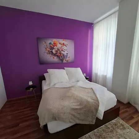 Apartman Köbi 91 *
