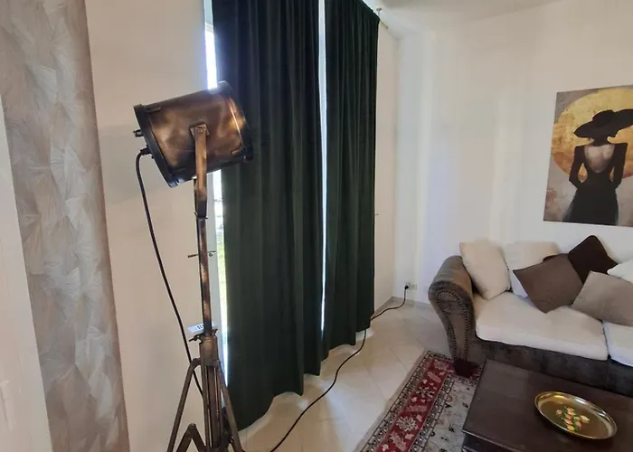 Apartment Koebi 91 *